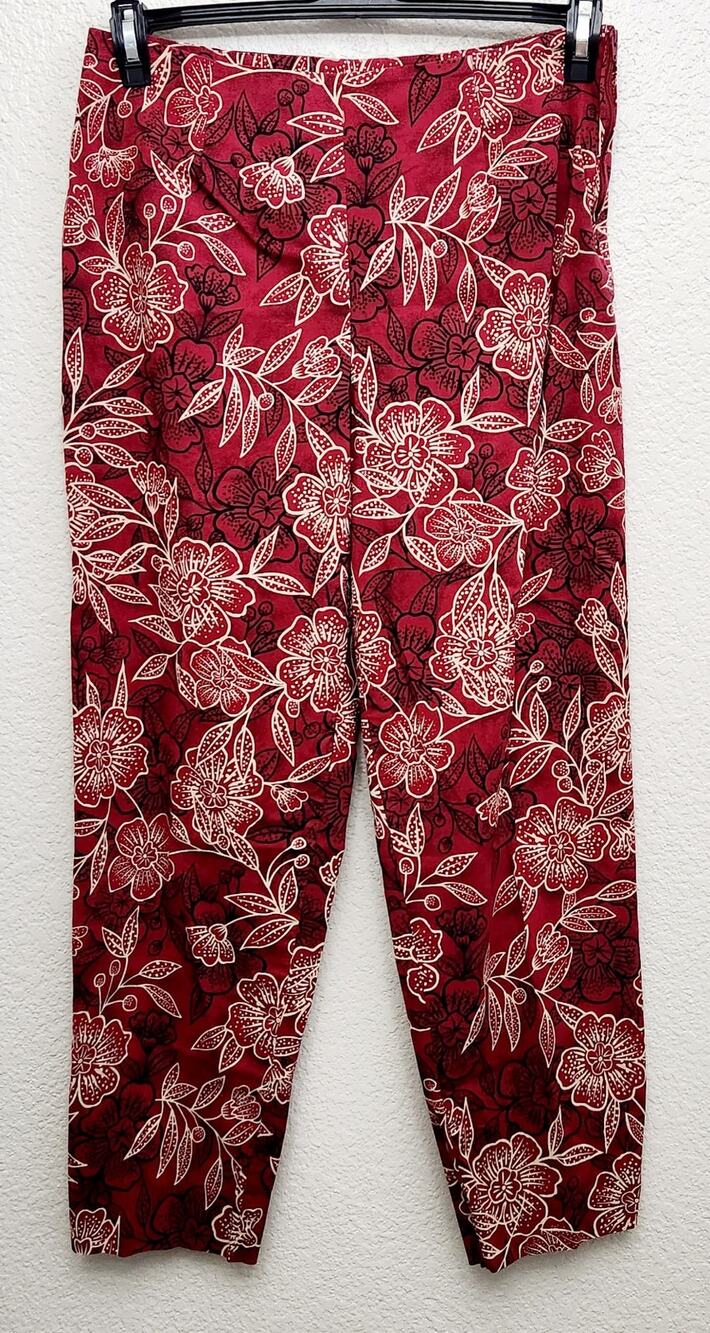 Kathie Lee Collection Red Black White Floral Print Ankle Pants 10 Lightweight